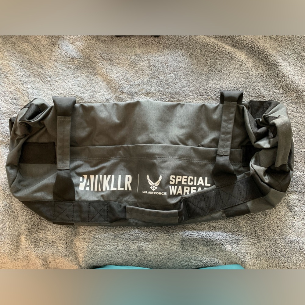 NWOT Gray PAINKLLR US Air Force Special Warfare Workout Sandbag (Never Used)